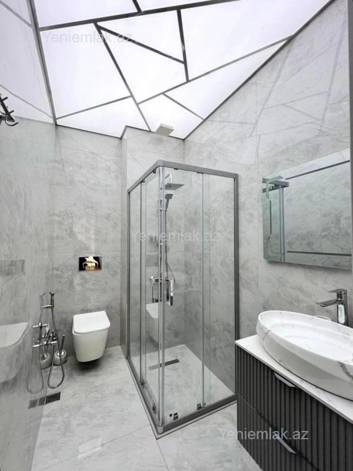 Satılır 4 otaqlı yeni tikili 193 m²