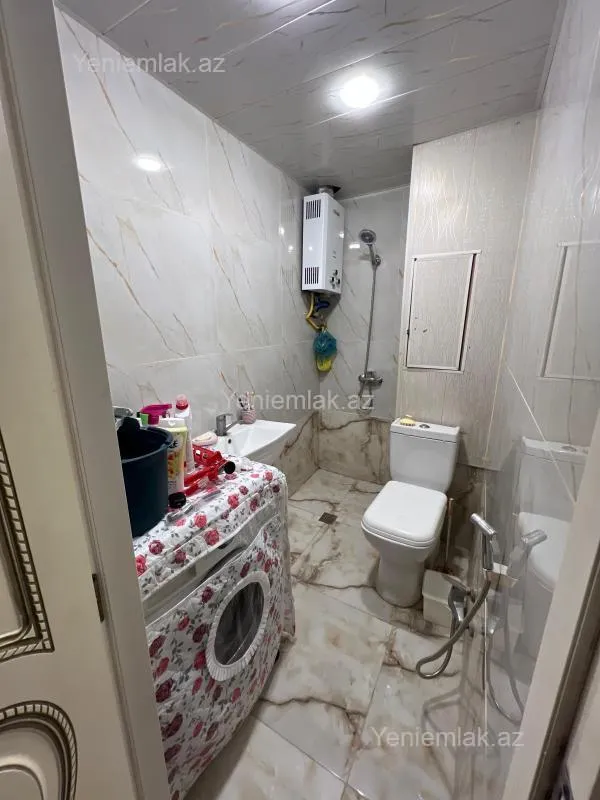 Satılır 2 otaqlı köhnə tikili 45 m²