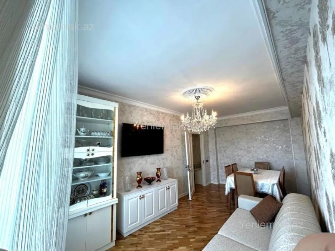 Satılır 3 otaqlı köhnə tikili 70 m²