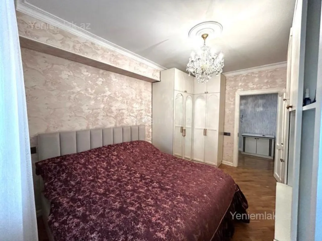 Satılır 3 otaqlı köhnə tikili 70 m²