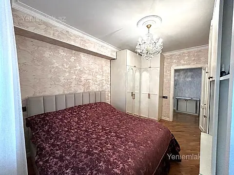 Satılır 3 otaqlı köhnə tikili 70 m²