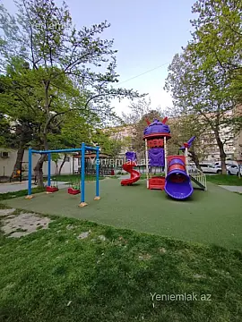 Satılır 2 otaqlı köhnə tikili 45 m²
