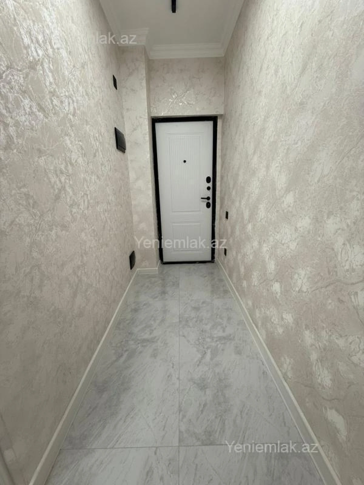 Satılır 2 otaqlı köhnə tikili 45 m²