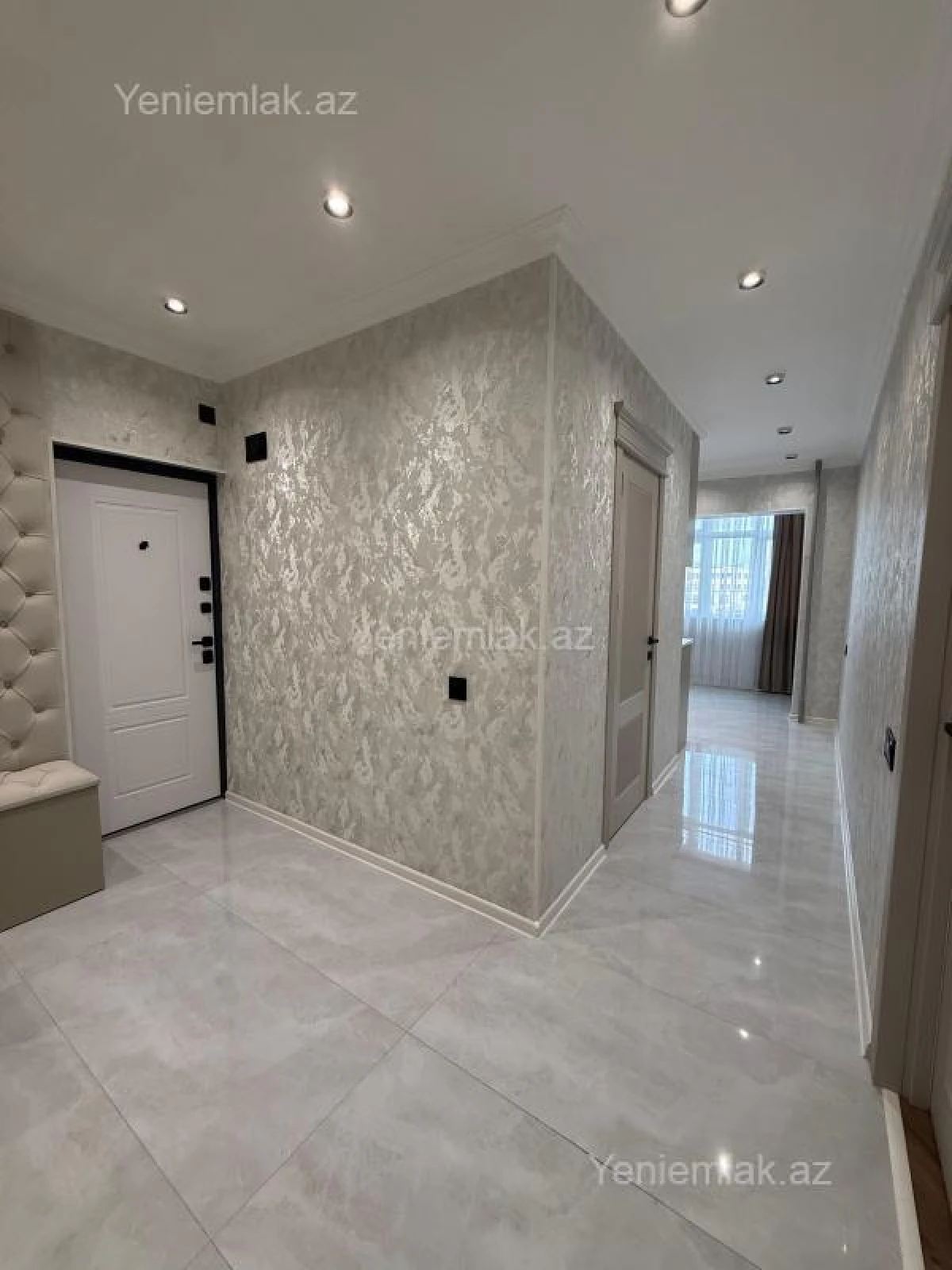 Satılır 3 otaqlı köhnə tikili 80 m²