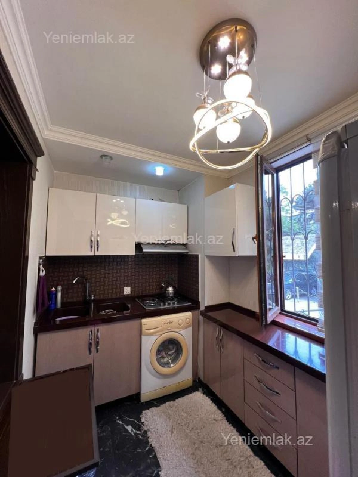 Satılır 3 otaqlı köhnə tikili 50 m²