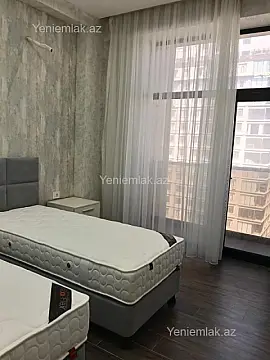 Satılır 2 otaqlı yeni tikili 82 m²