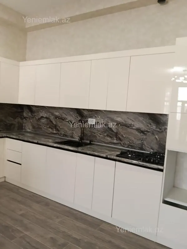 Satılır 2 otaqlı yeni tikili 82 m²