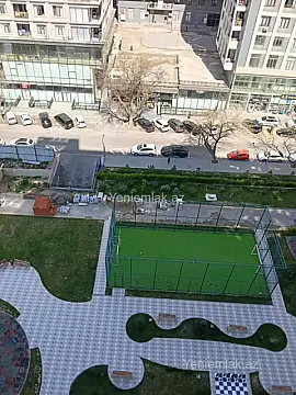 Satılır 2 otaqlı yeni tikili 82 m²