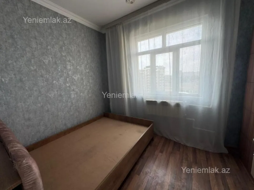 Satılır 2 otaqlı köhnə tikili 45 m²