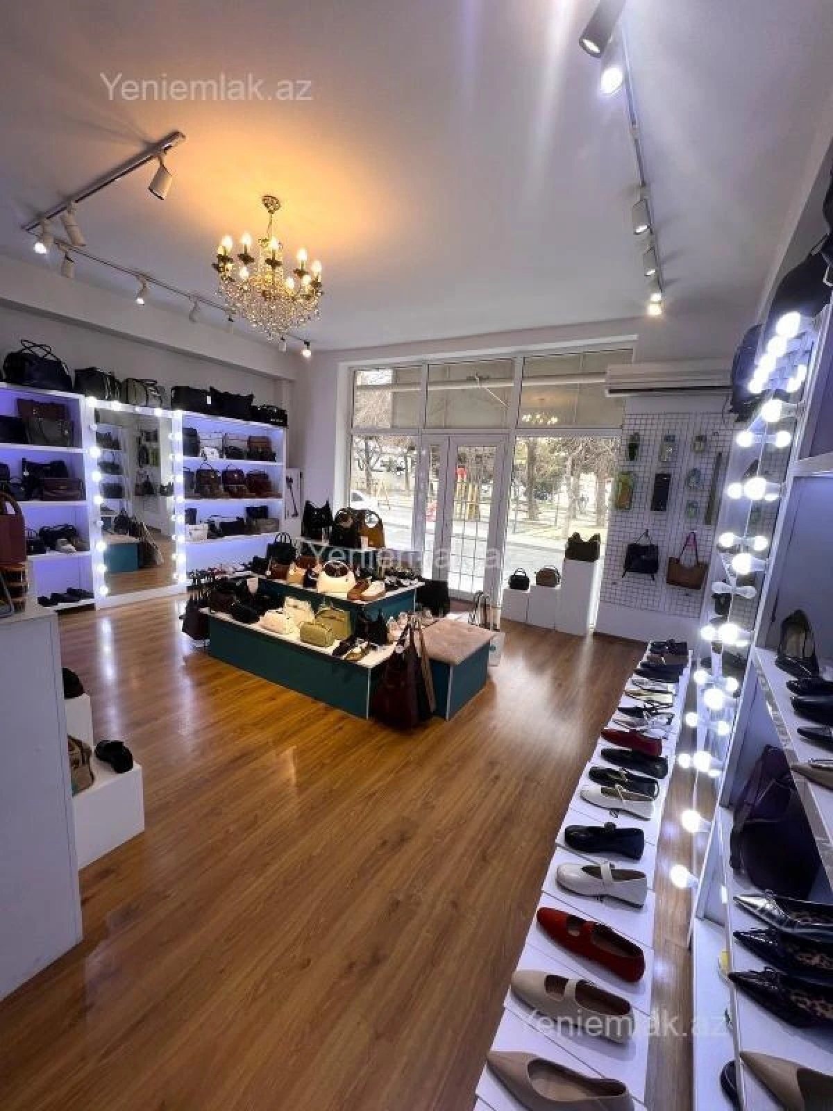 Satılır 3 otaqlı obyekt 36 m²