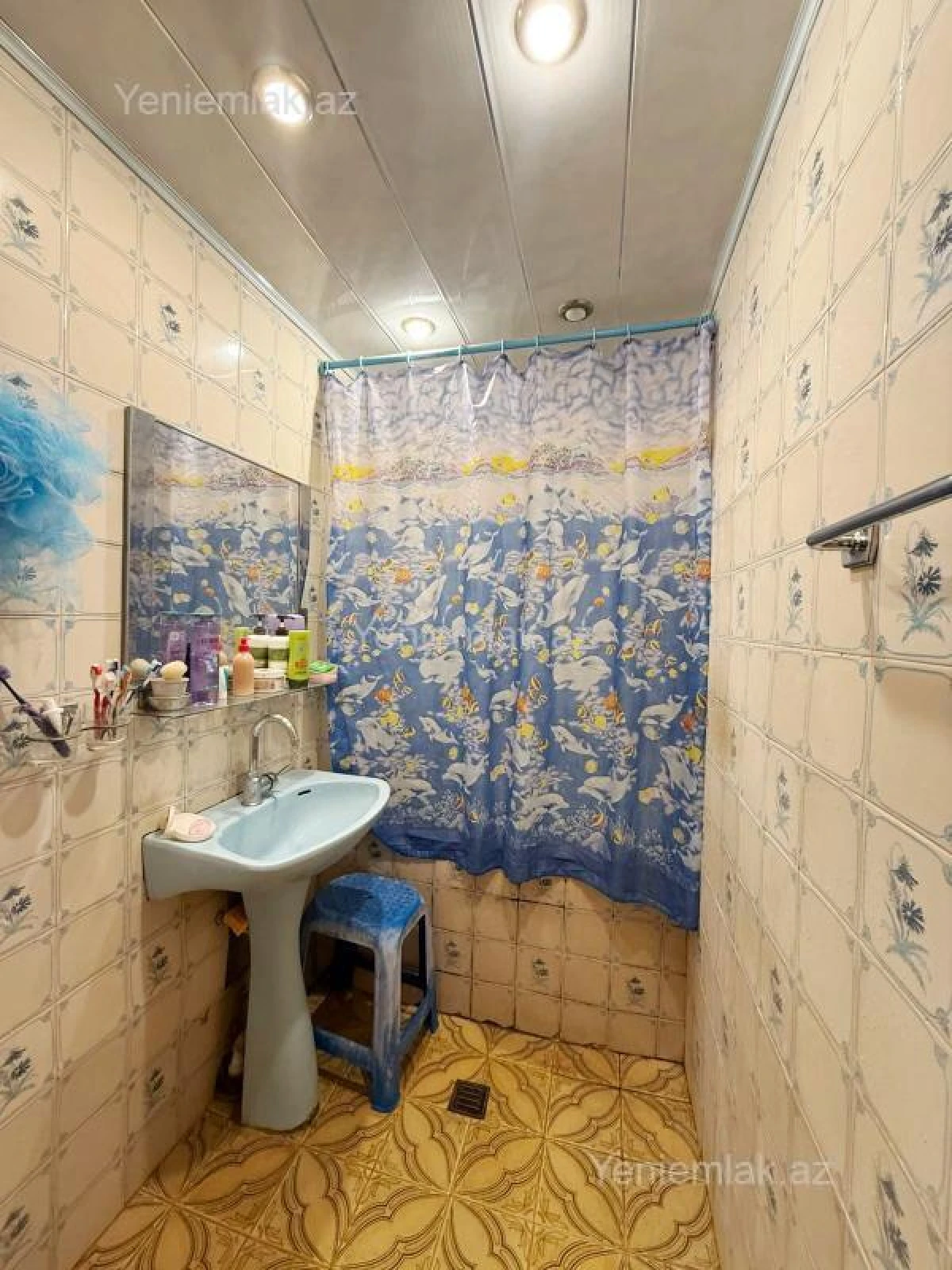 Satılır 4 otaqlı köhnə tikili 90 m²