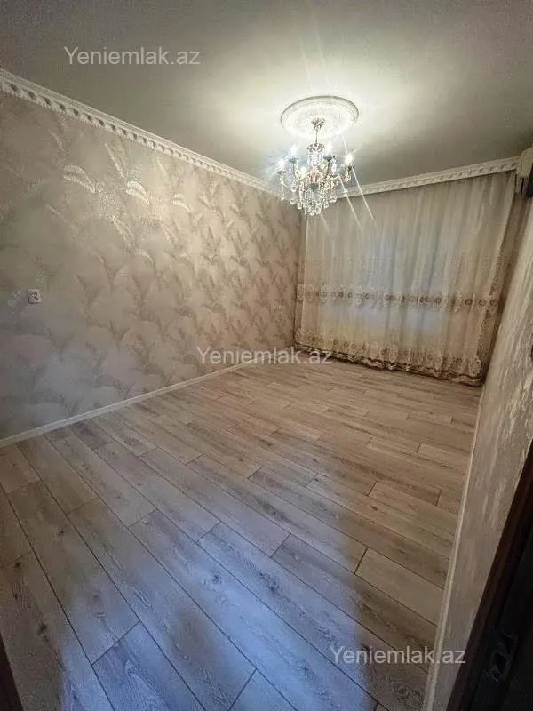 Satılır 3 otaqlı köhnə tikili 80 m²