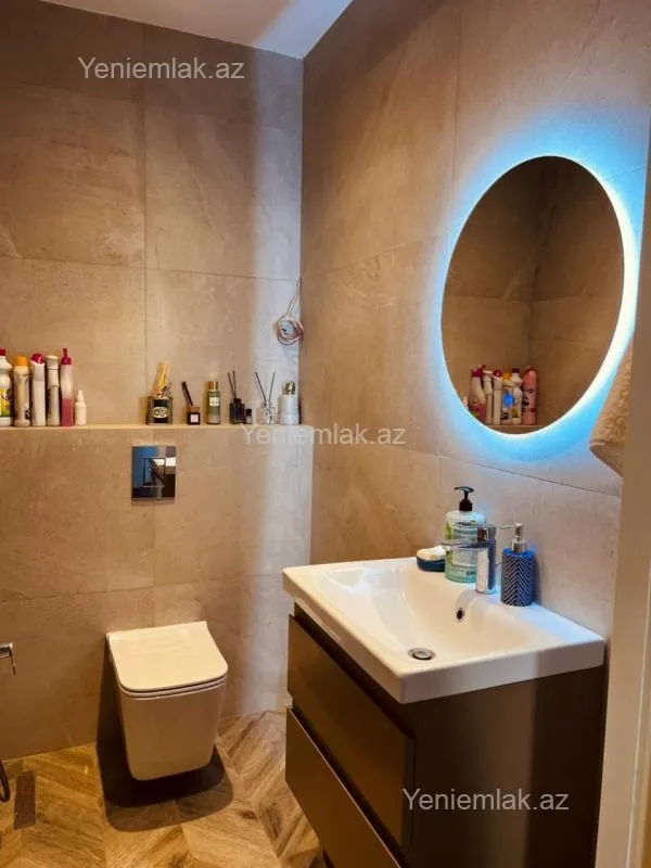 Satılır 3 otaqlı yeni tikili 160 m²