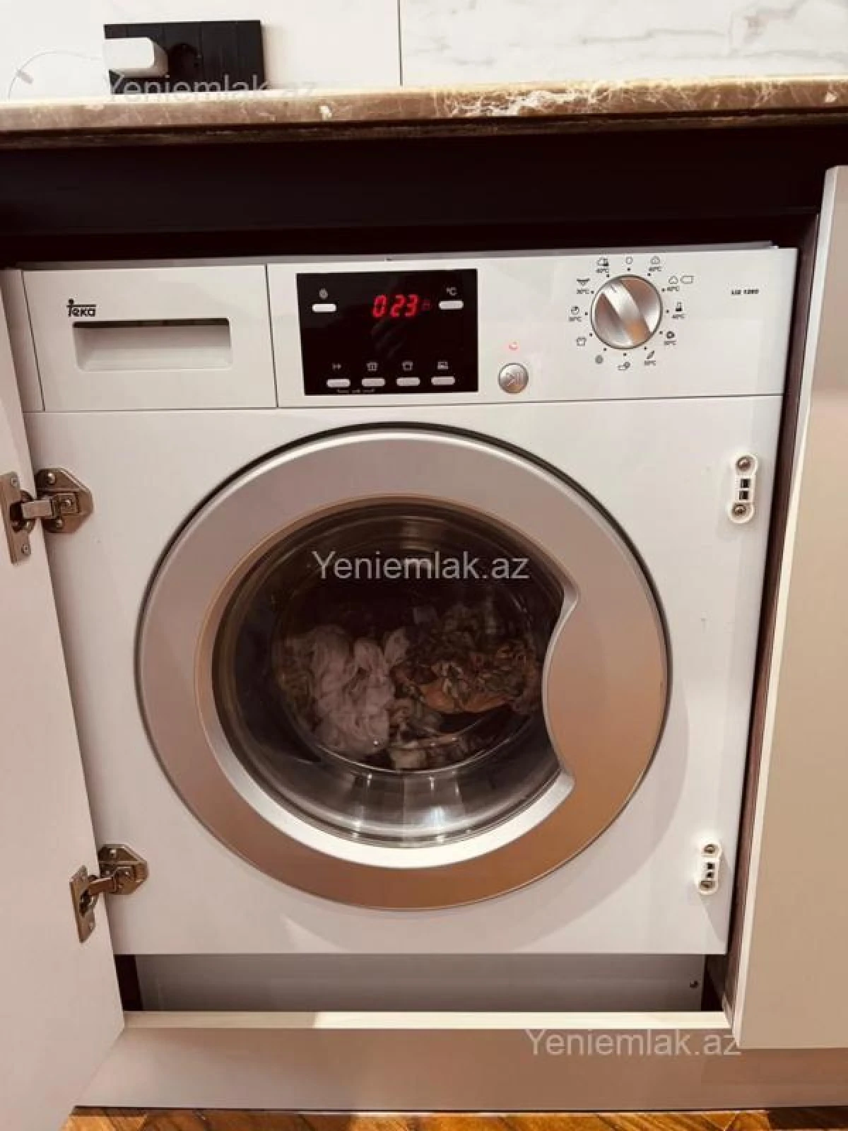 Satılır 3 otaqlı yeni tikili 160 m²