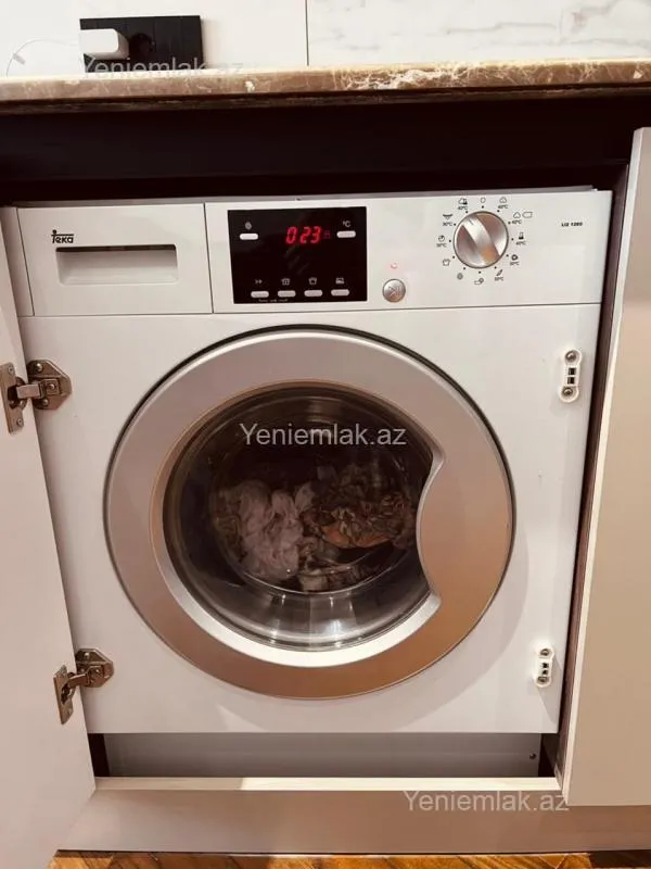 Satılır 3 otaqlı yeni tikili 160 m²