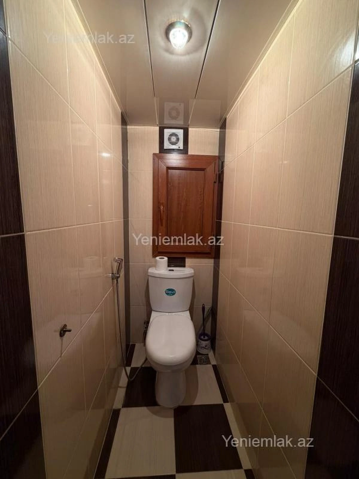 Satılır 3 otaqlı köhnə tikili 100 m²