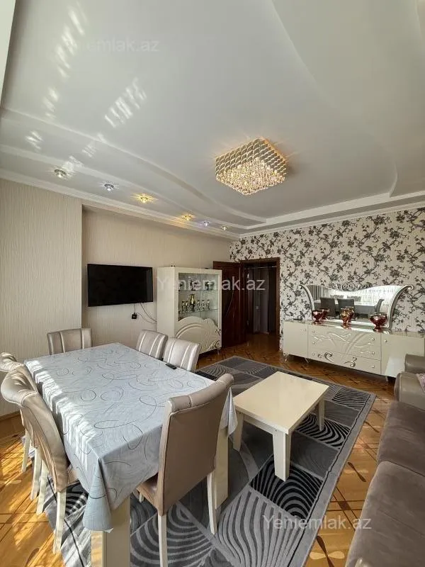 Satılır 2 otaqlı yeni tikili 90 m²