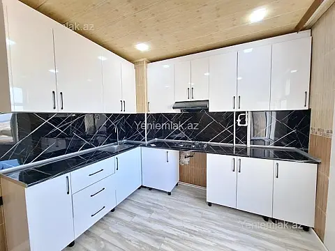 Satılır 3 otaqlı köhnə tikili 60 m²