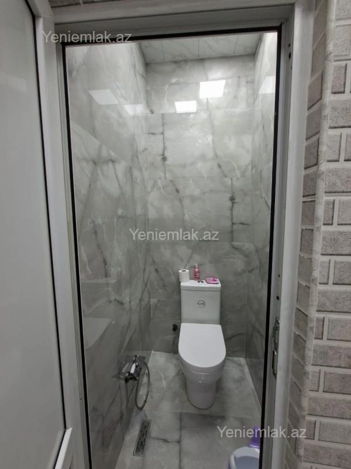Satılır 6 otaqlı həyət evi 250 m²