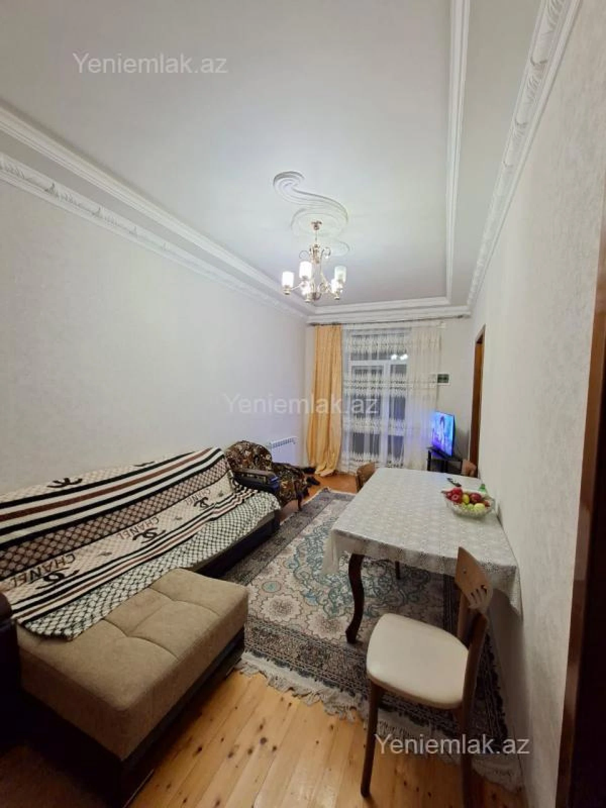 Satılır 6 otaqlı həyət evi 250 m²