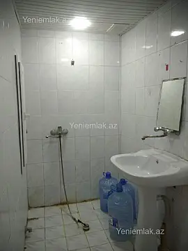 Satılır 2 otaqlı köhnə tikili 60 m²
