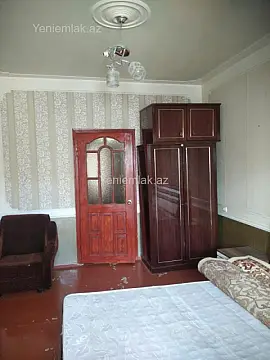 Satılır 2 otaqlı köhnə tikili 60 m²