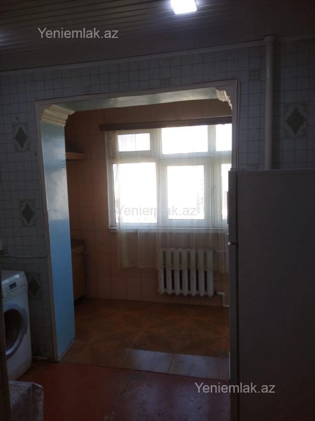 Satılır 2 otaqlı köhnə tikili 60 m²