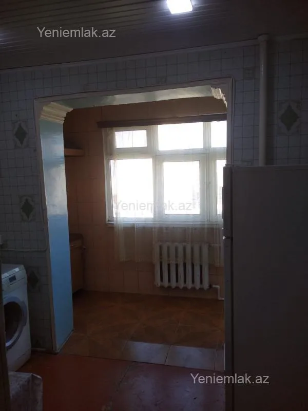 Satılır 2 otaqlı köhnə tikili 60 m²