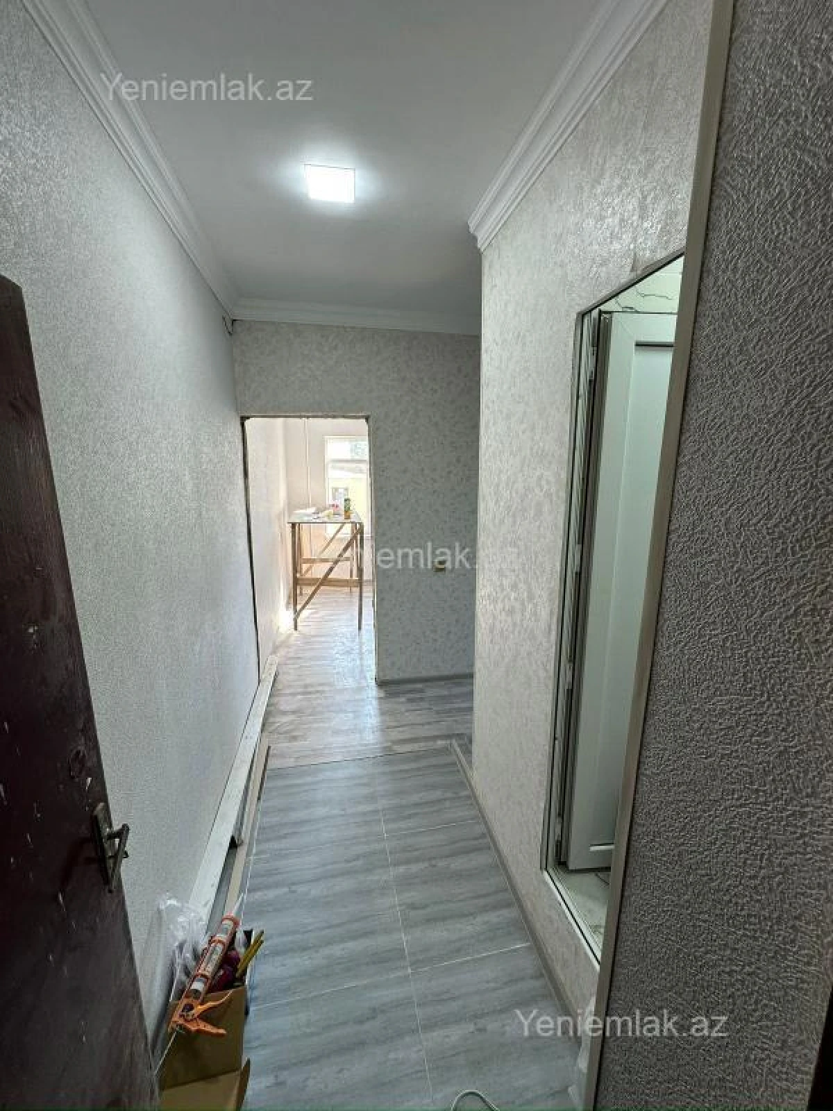Satılır 2 otaqlı köhnə tikili 45 m²