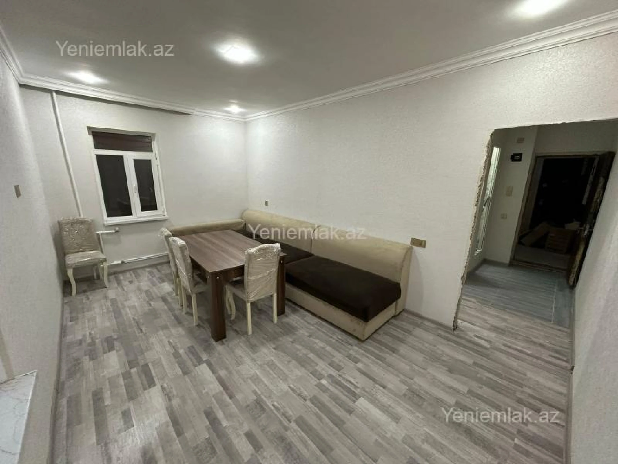 Satılır 2 otaqlı köhnə tikili 45 m²
