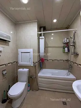 Satılır 4 otaqlı köhnə tikili 110 m²