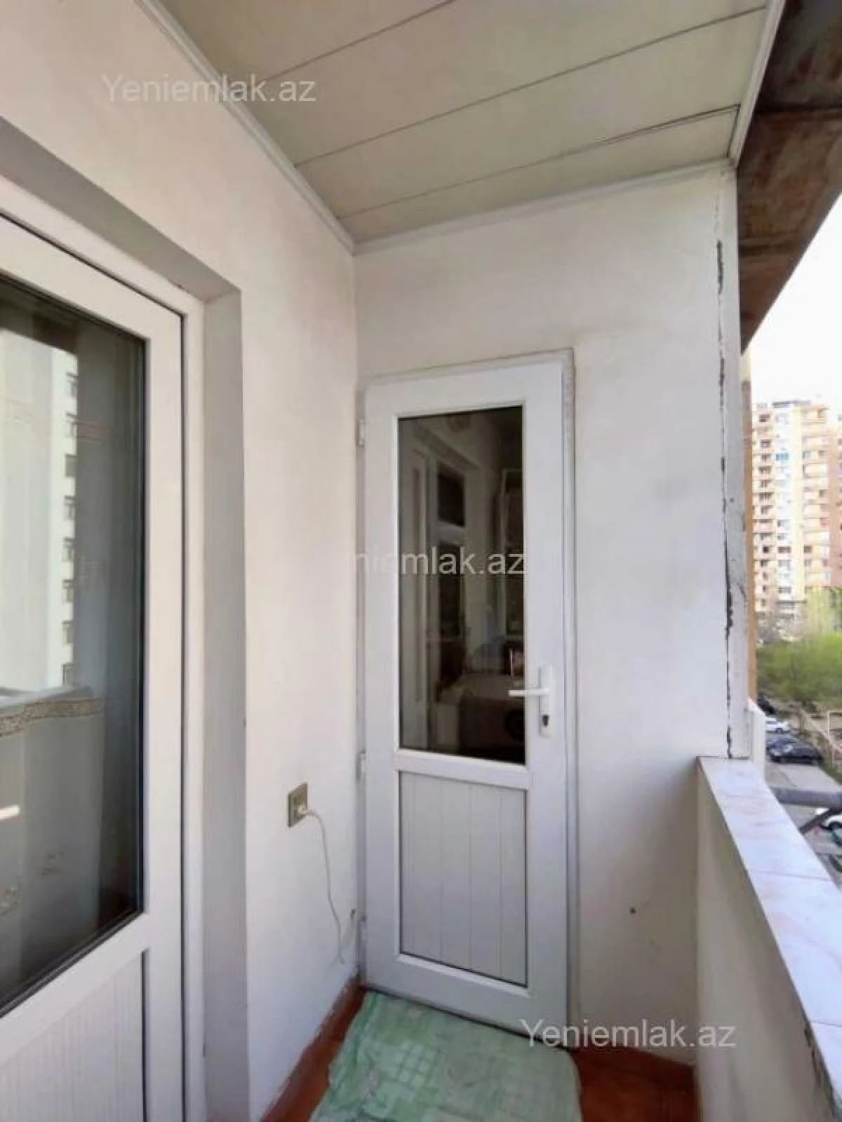 Satılır 4 otaqlı köhnə tikili 110 m²