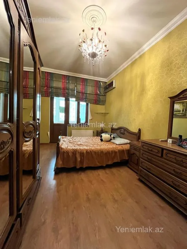 Satılır 2 otaqlı yeni tikili 75 m²