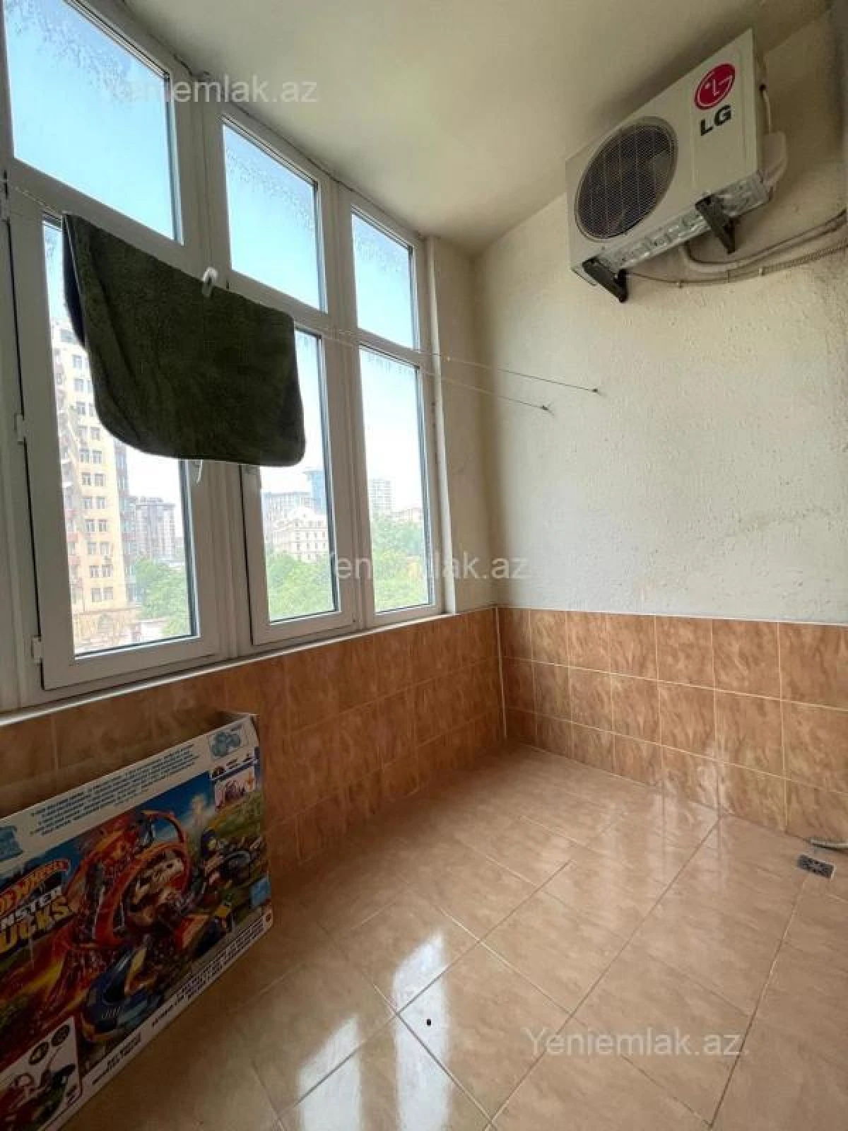 Satılır 2 otaqlı yeni tikili 75 m²