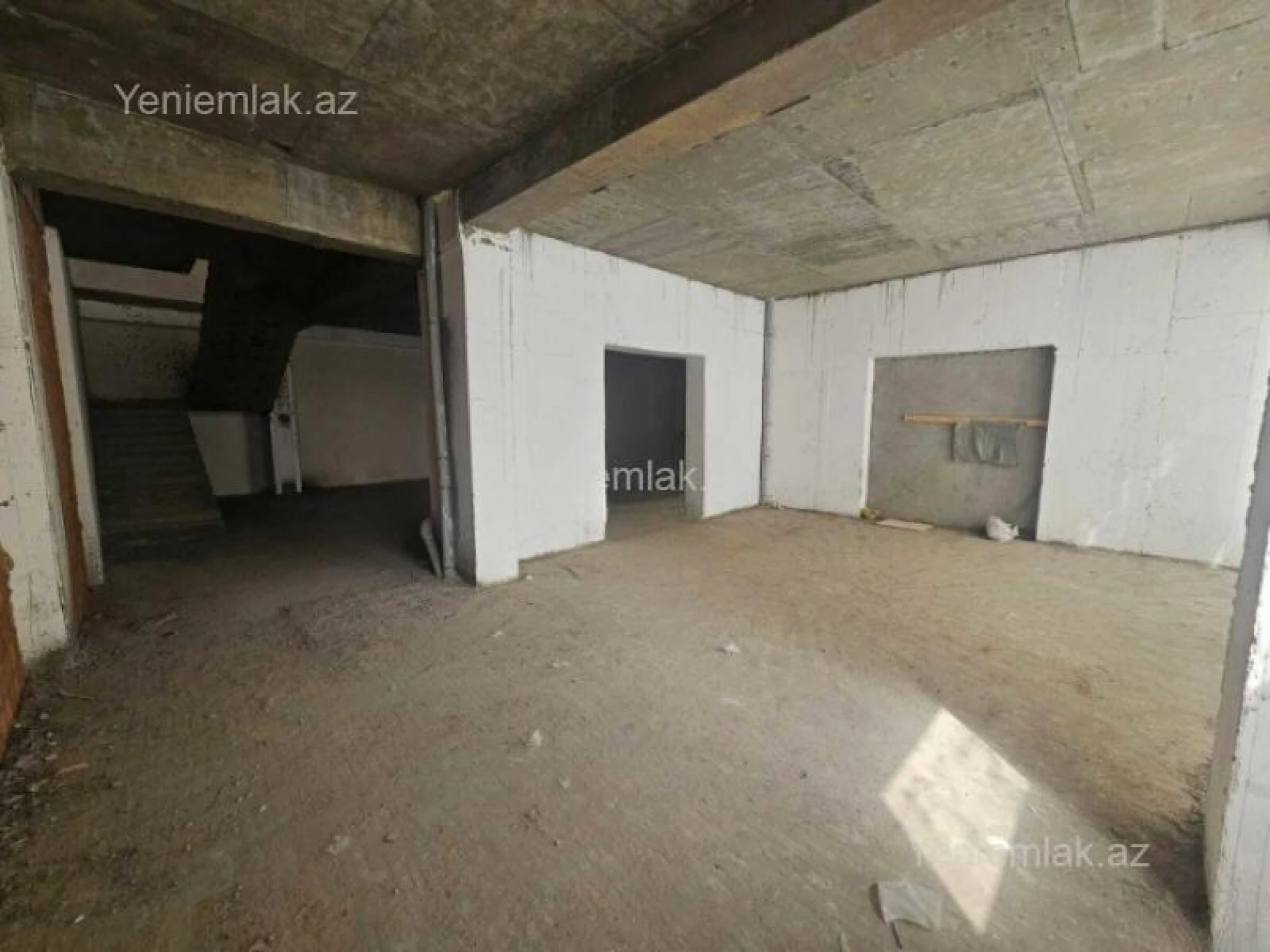 Satılır 10 otaqlı obyekt 280 m²