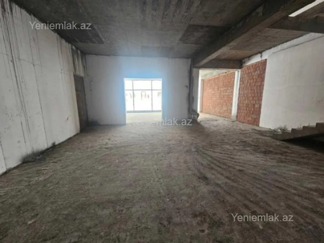 Satılır 10 otaqlı obyekt 280 m²