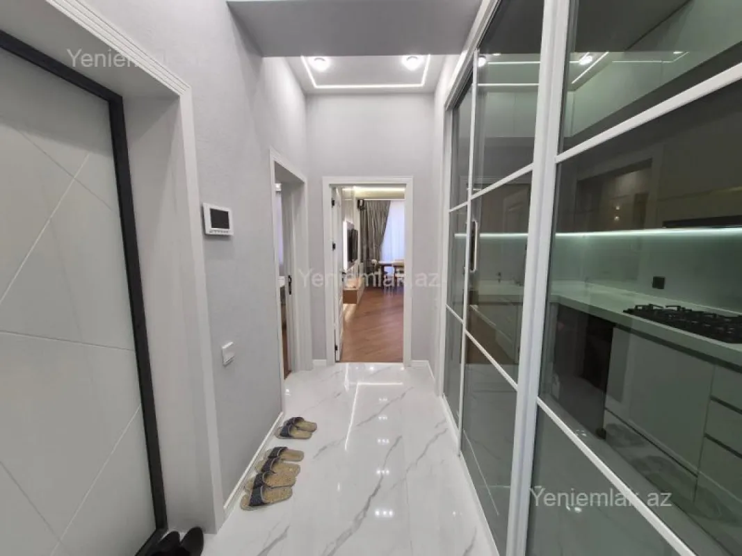 Satılır 2 otaqlı yeni tikili 68 m²