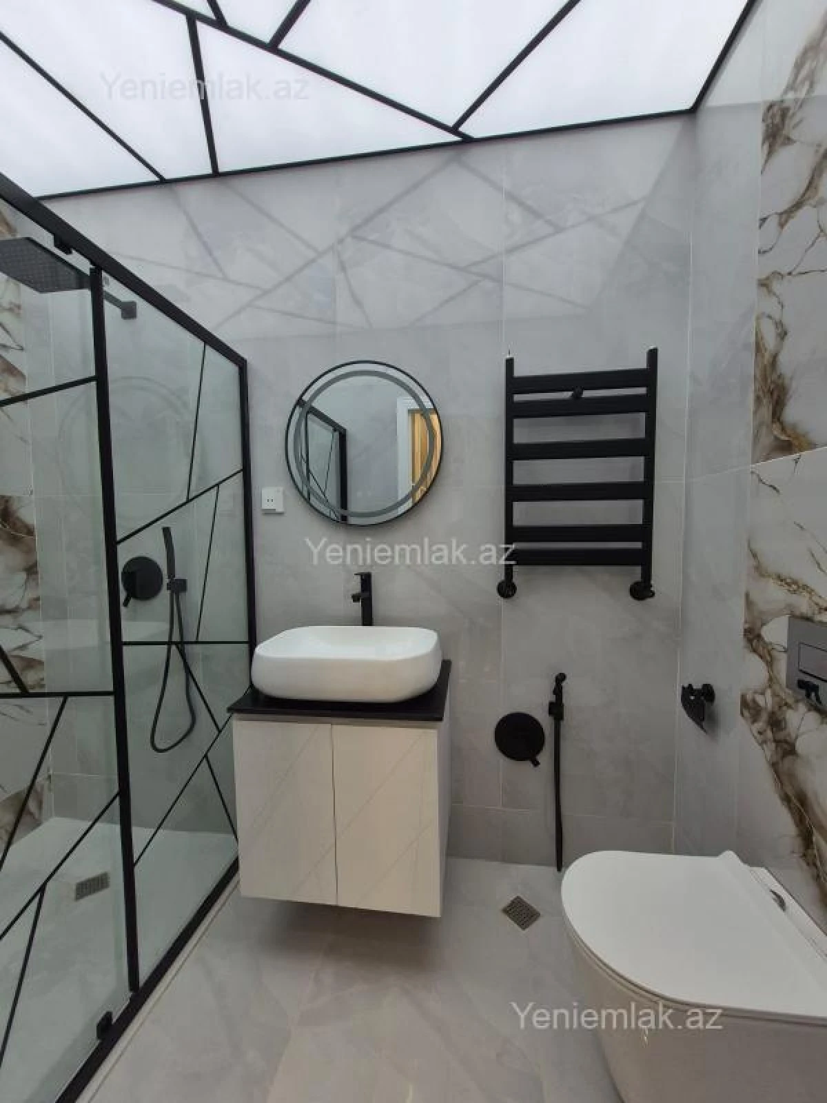 Satılır 2 otaqlı yeni tikili 68 m²