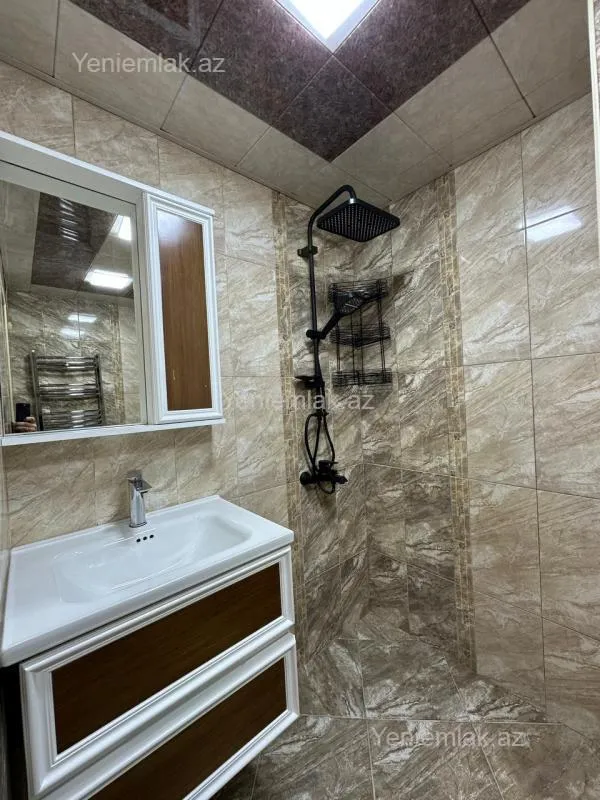 Satılır 2 otaqlı yeni tikili 50 m²