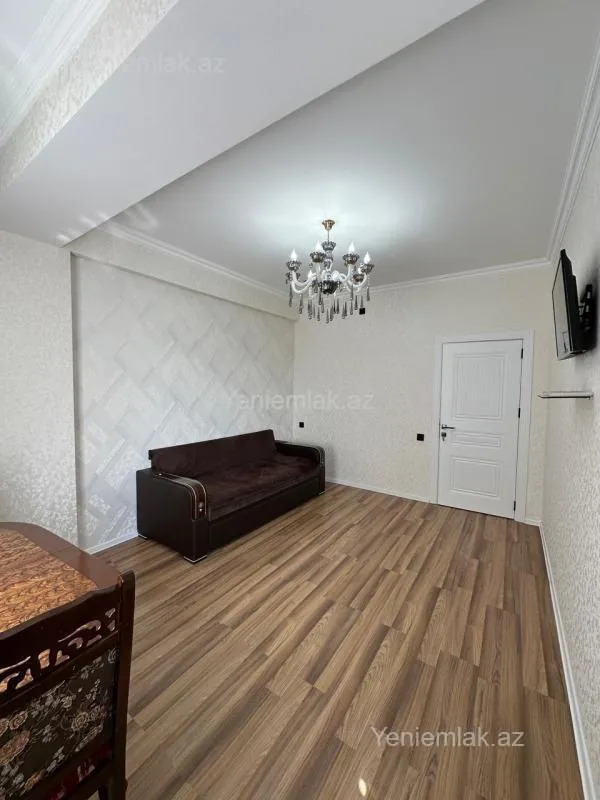 Satılır 2 otaqlı yeni tikili 50 m²