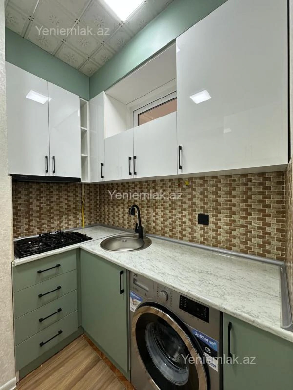 Satılır 2 otaqlı yeni tikili 50 m²