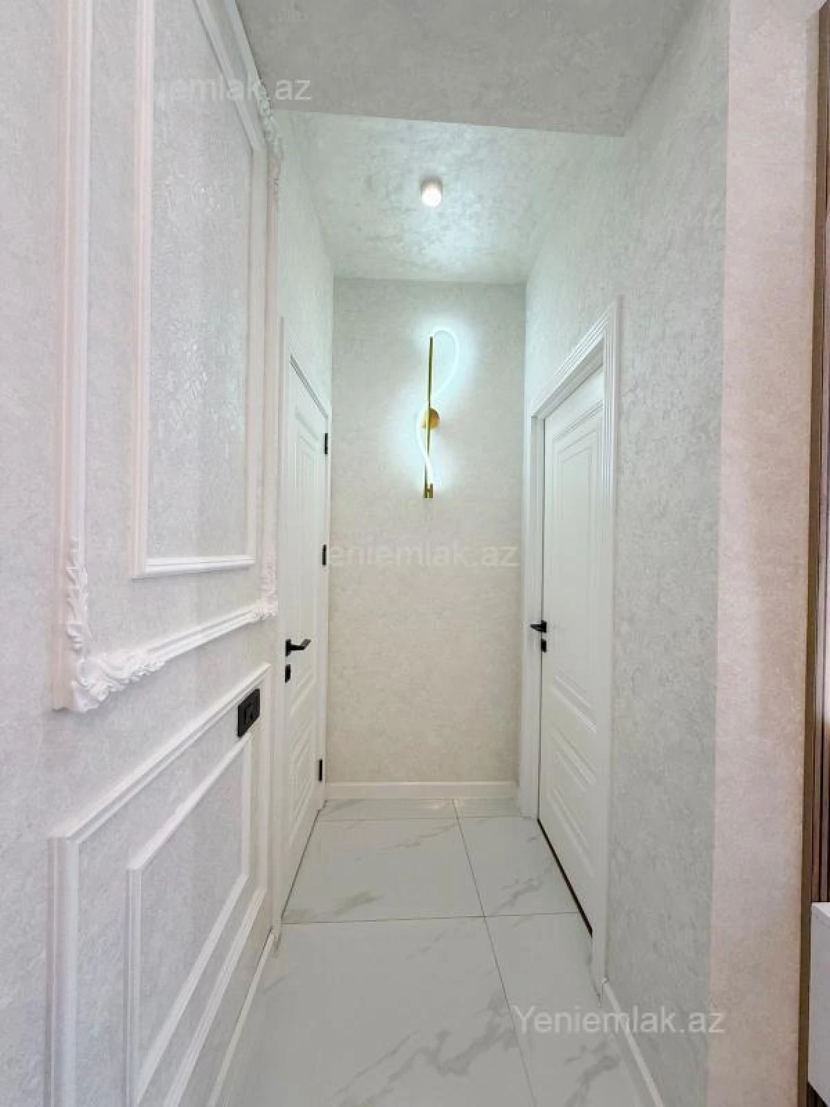 Satılır 2 otaqlı yeni tikili 74 m²