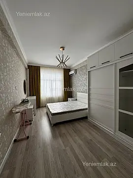 Satılır 2 otaqlı yeni tikili 80 m²