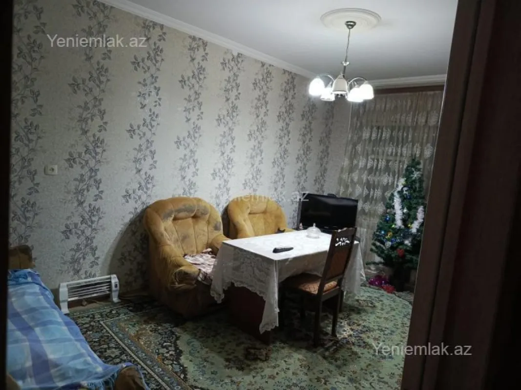 Satılır 3 otaqlı köhnə tikili 80 m²