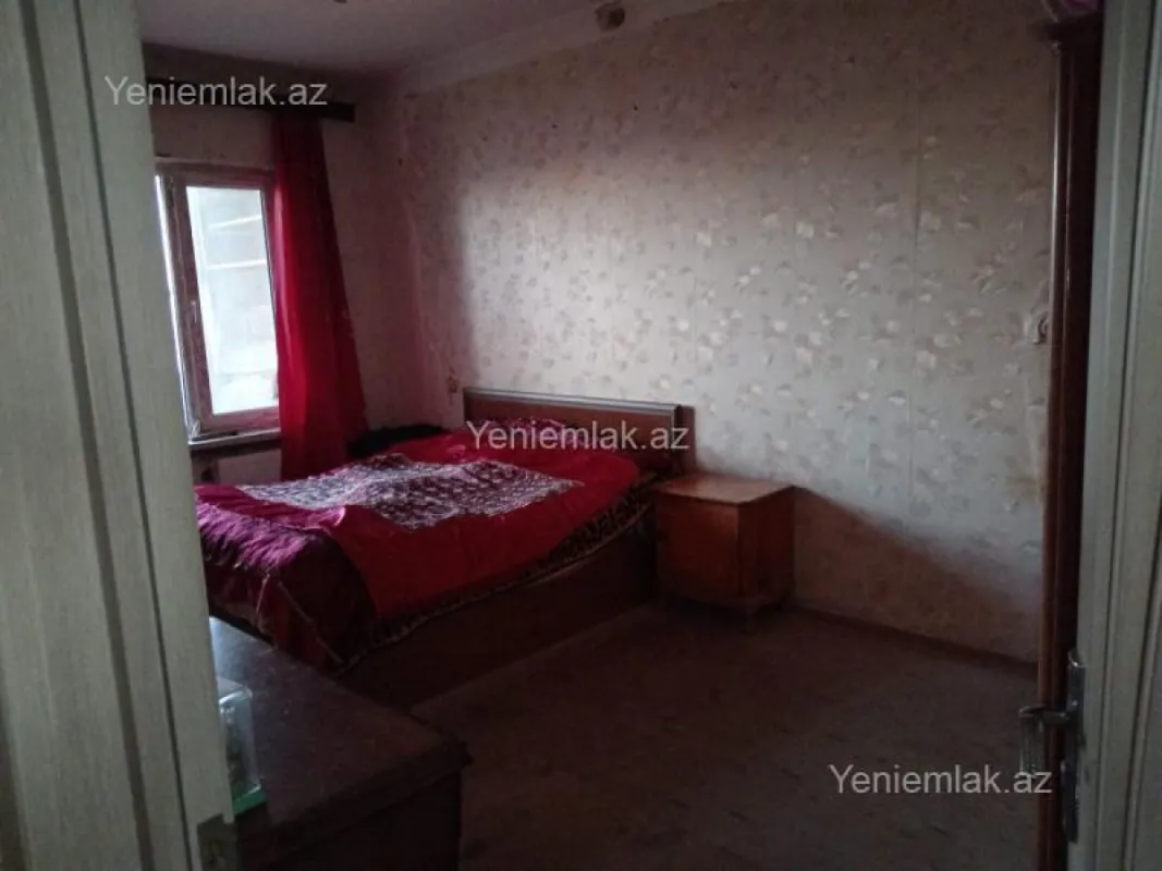 Satılır 3 otaqlı köhnə tikili 80 m²