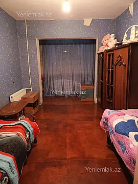 Satılır 3 otaqlı köhnə tikili 80 m²