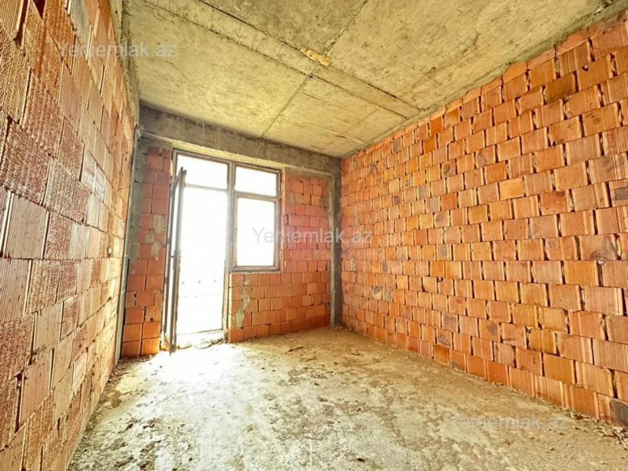 Satılır 3 otaqlı yeni tikili 91 m²