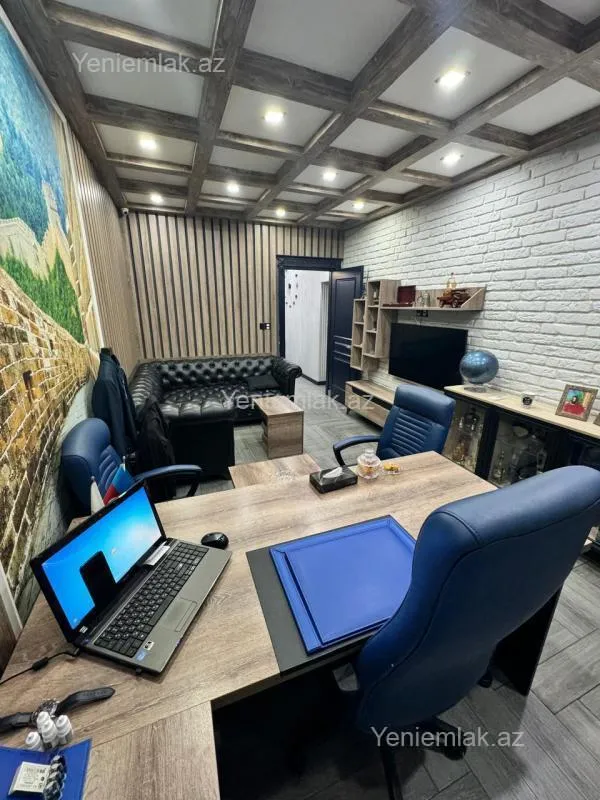 Satılır 3 otaqlı ofis 40 m²
