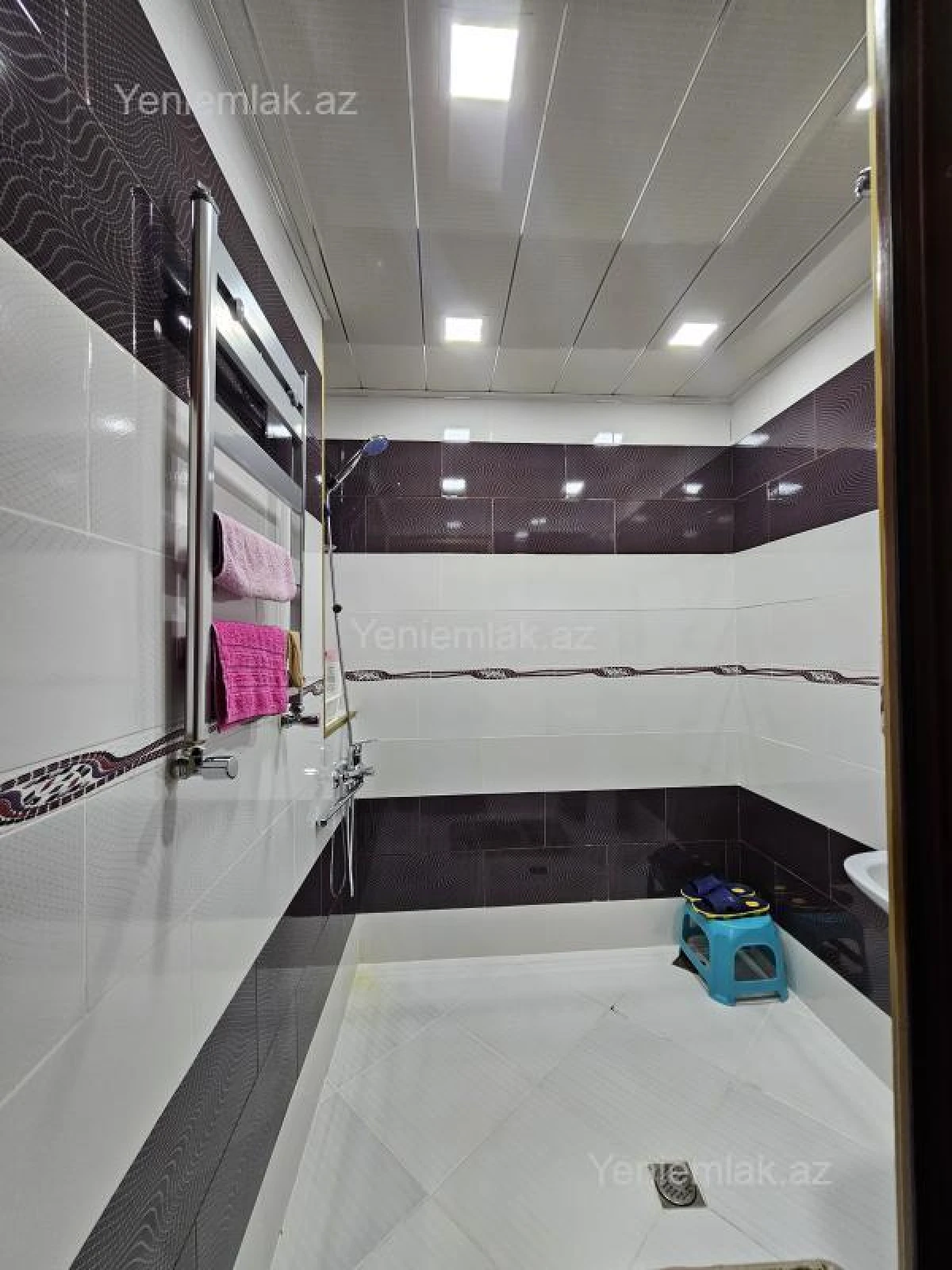 Satılır 3 otaqlı köhnə tikili 60 m²