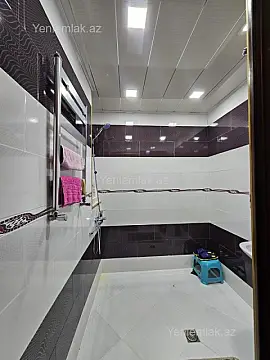 Satılır 3 otaqlı köhnə tikili 60 m²